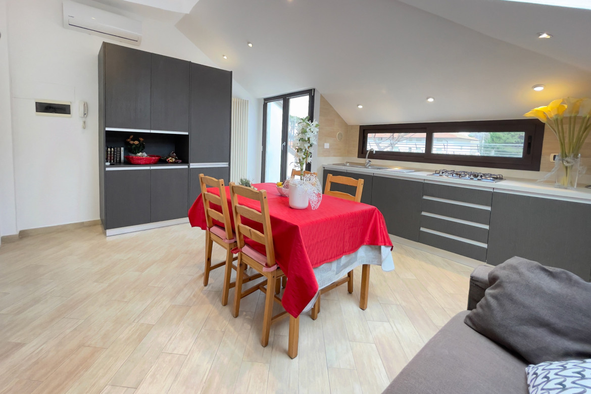 media.Slide-Mansarda_1ResidenceGiardini