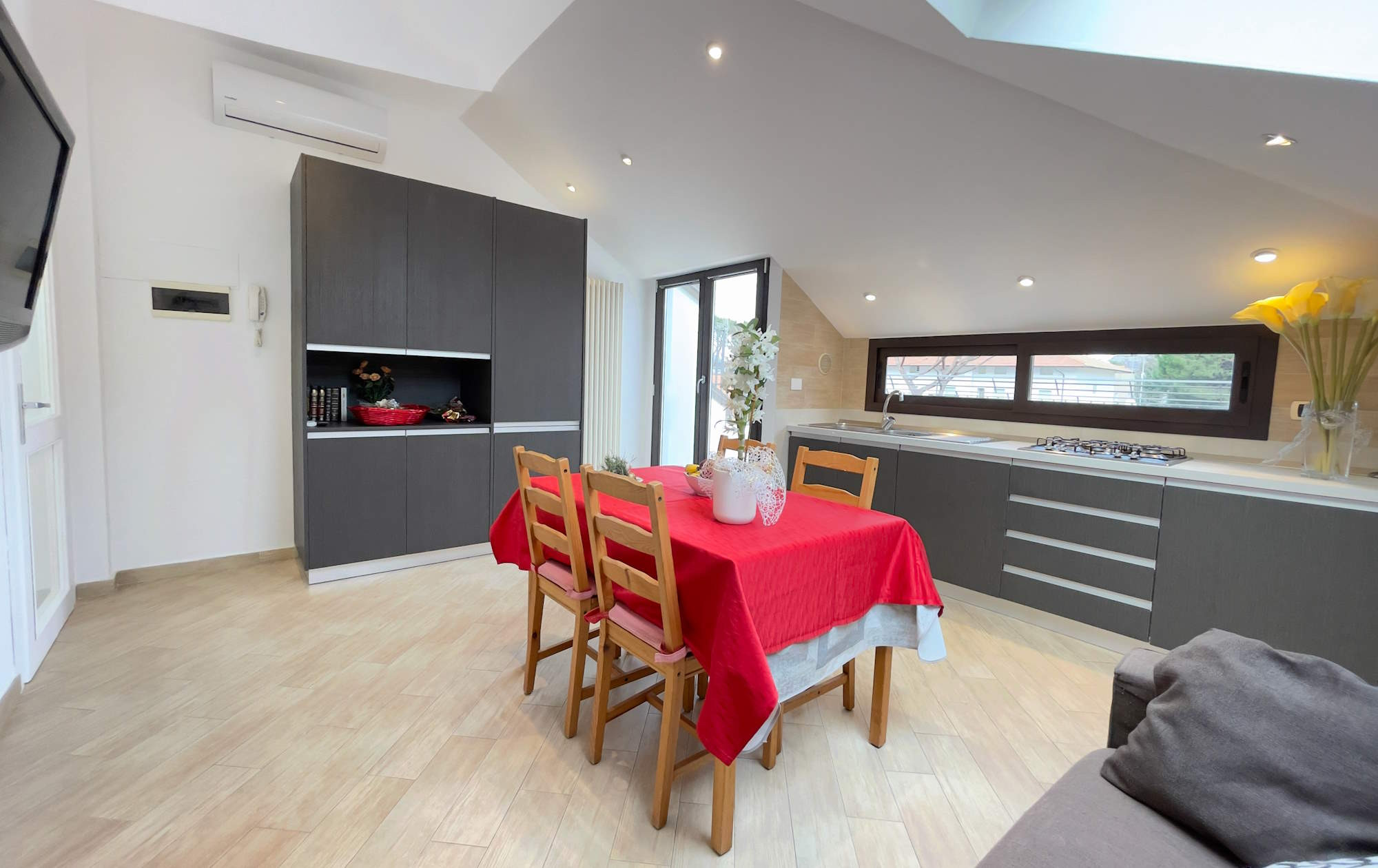 media.slide_mansarda5_ResidenceGiardini